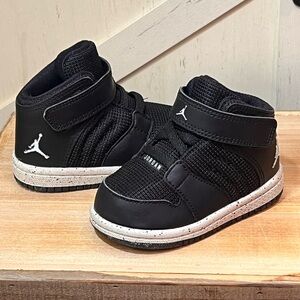 Nike Air Jordan Flight Toddlers Basketball Athletic Shoes 4C Black 828244-020